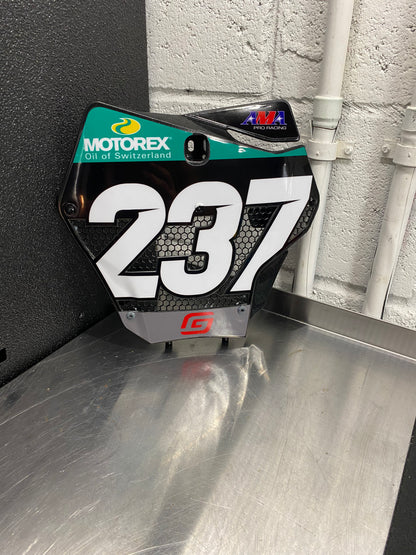 Vented Front Number Plate – Factory Service